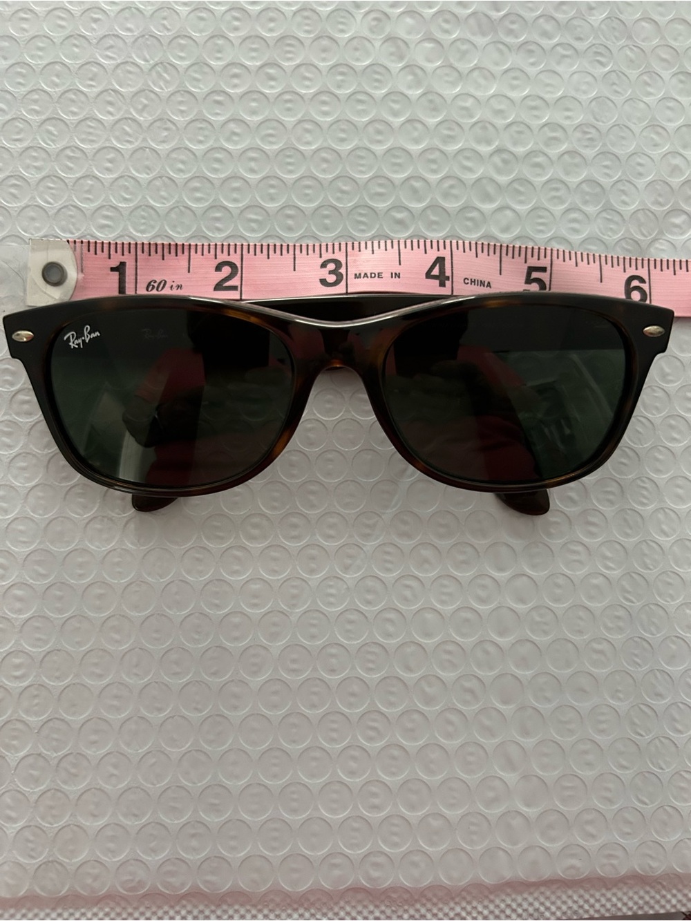 Ray-Ban sunglasses with case - Picture 5 of 5